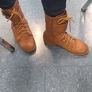 Womens boots